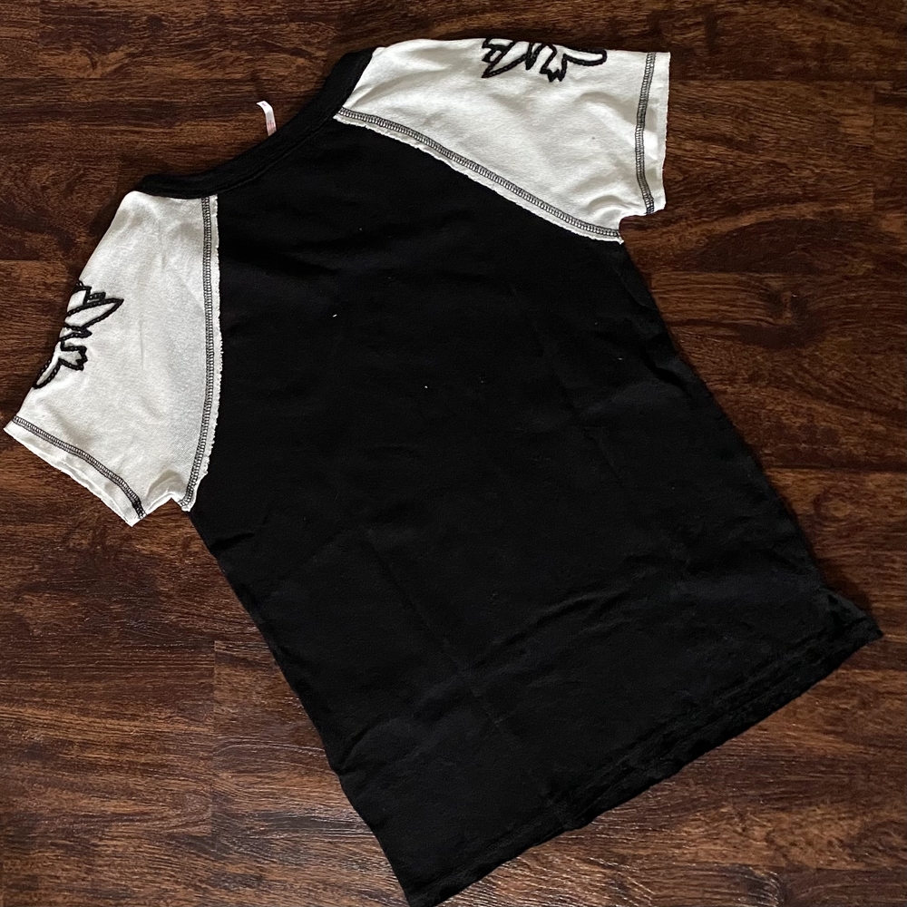 FREE PEOPLE | Embroidered Raglan Tee - Picture 3 of 12